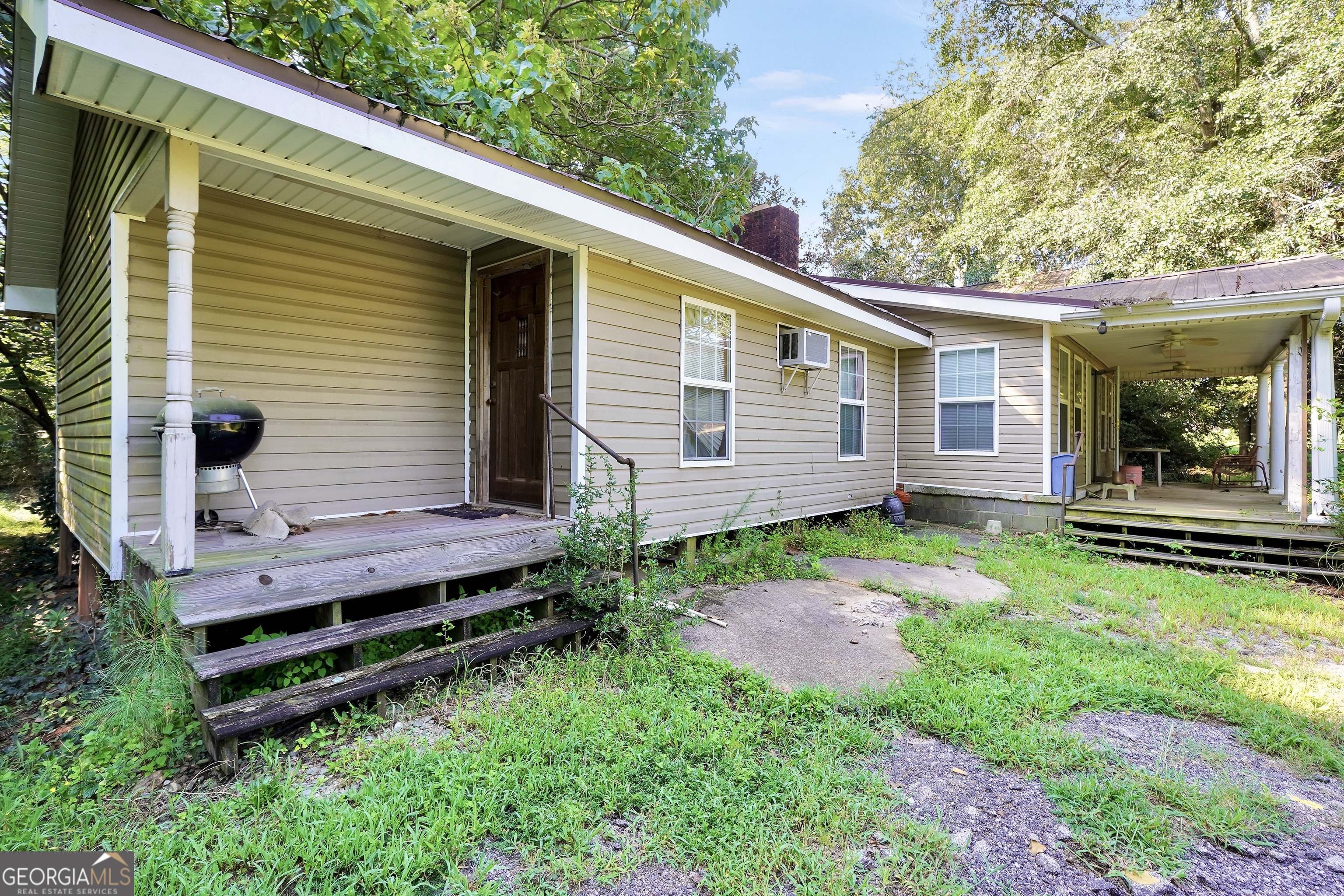 544 Highway 138 E