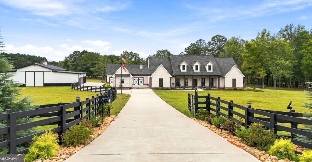 Photo of 3105 Hollonville Road, Williamson, GA 30292 (MLS # 10857167)