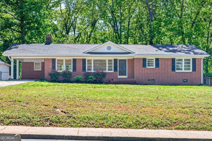 Photo 1 of 32 — 234 N 5th AVE, Winder, GA 30680