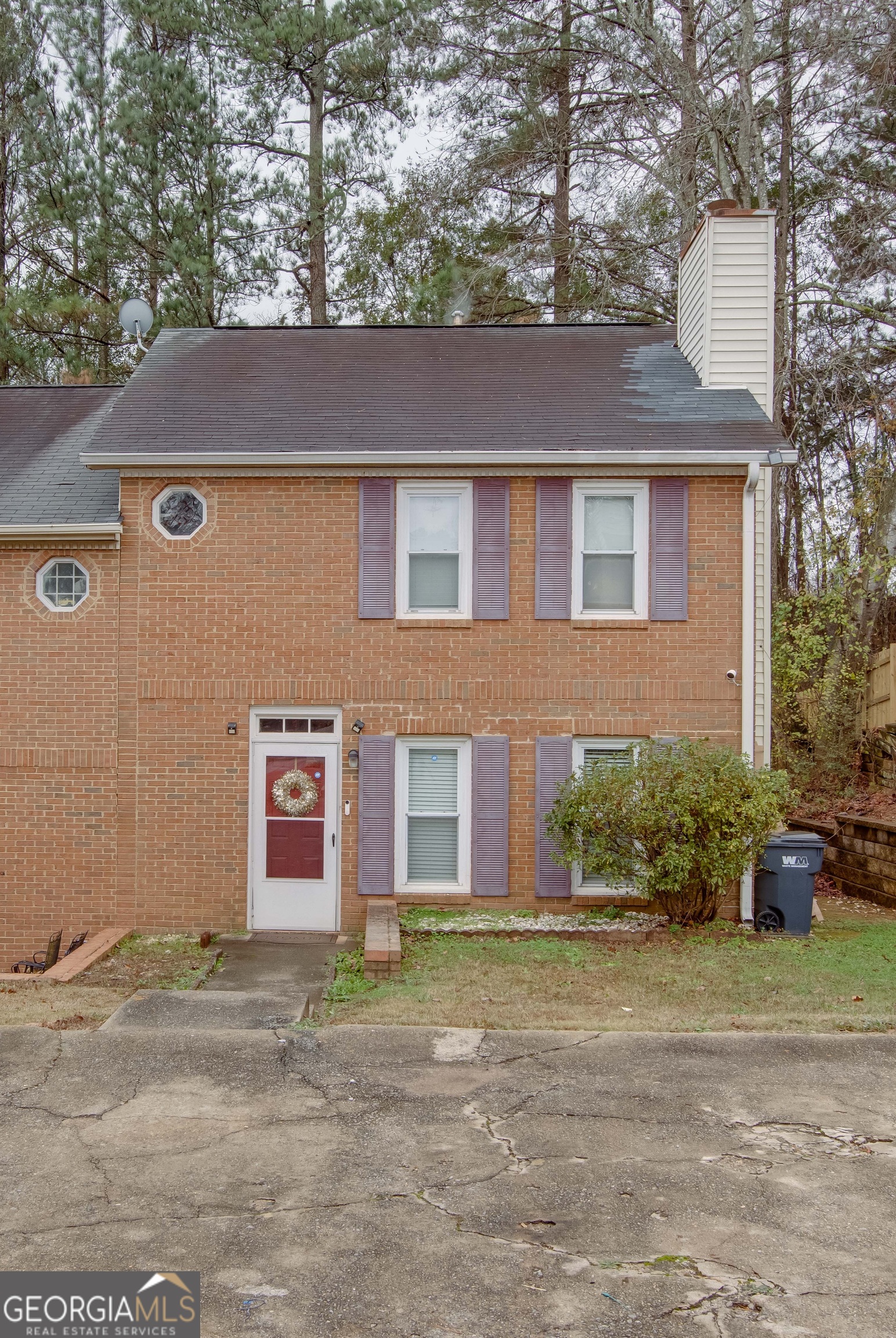 Lilburn, Georgia 30047, United States, 2 Bedrooms Bedrooms, ,3 BathroomsBathrooms,Residential,Active,231617