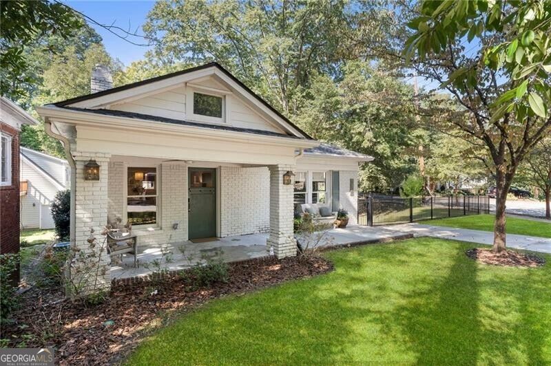 Photo of 675 Amsterdam Avenue NE, Atlanta, GA 30306 (MLS # 10873081)