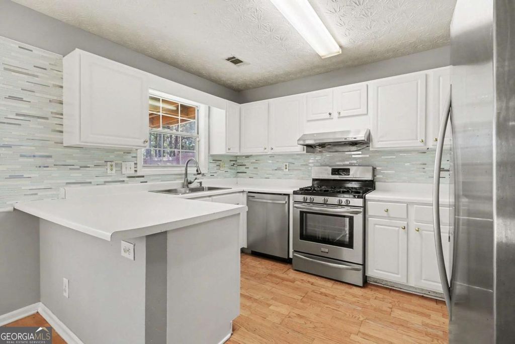 Photo of 2290 Berkeley Cove Court, Duluth, GA 30096 (MLS # 10691892)