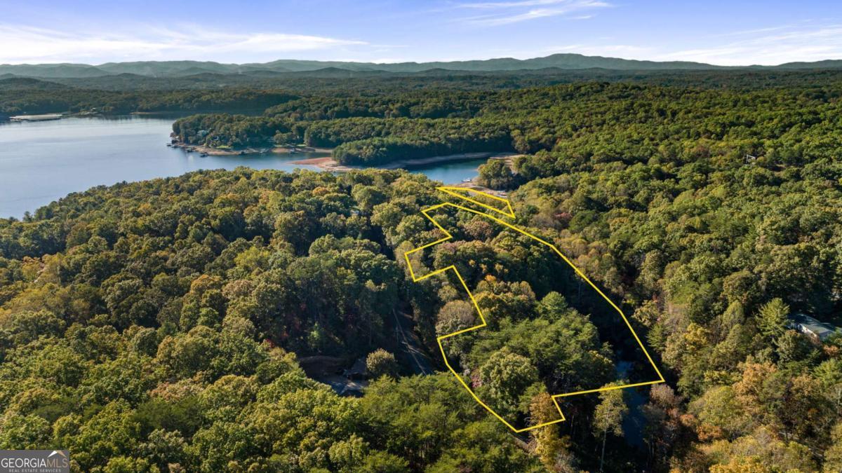 5.58 AC Hideaway RD