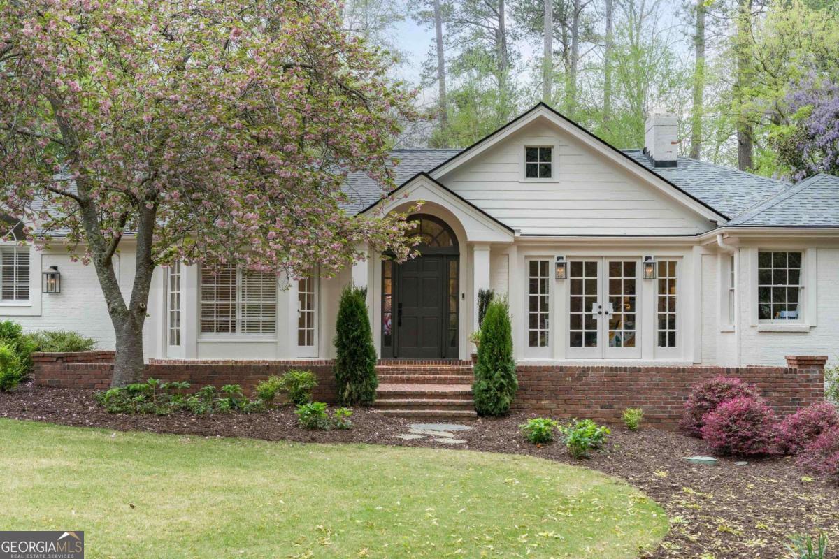 3038 Nancy Creek RD NW