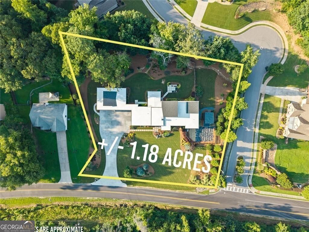 574 Riverside RD