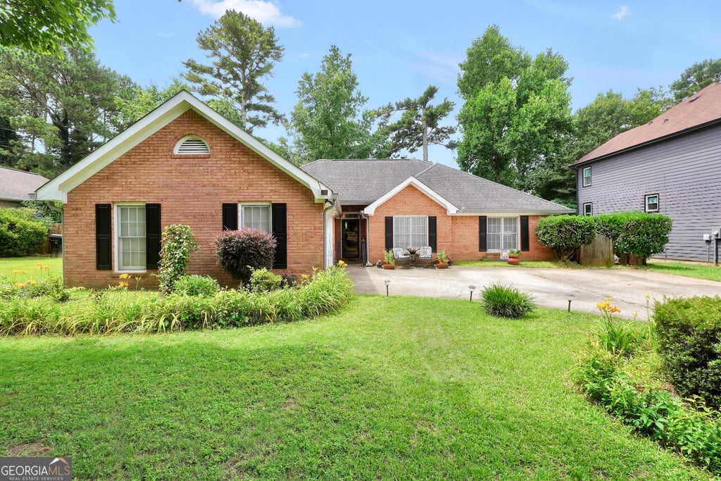 Photo of 187 Pine Branch Drive, Stockbridge, GA 30281 (MLS # 10790420)