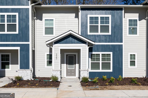 MLS: 10858010