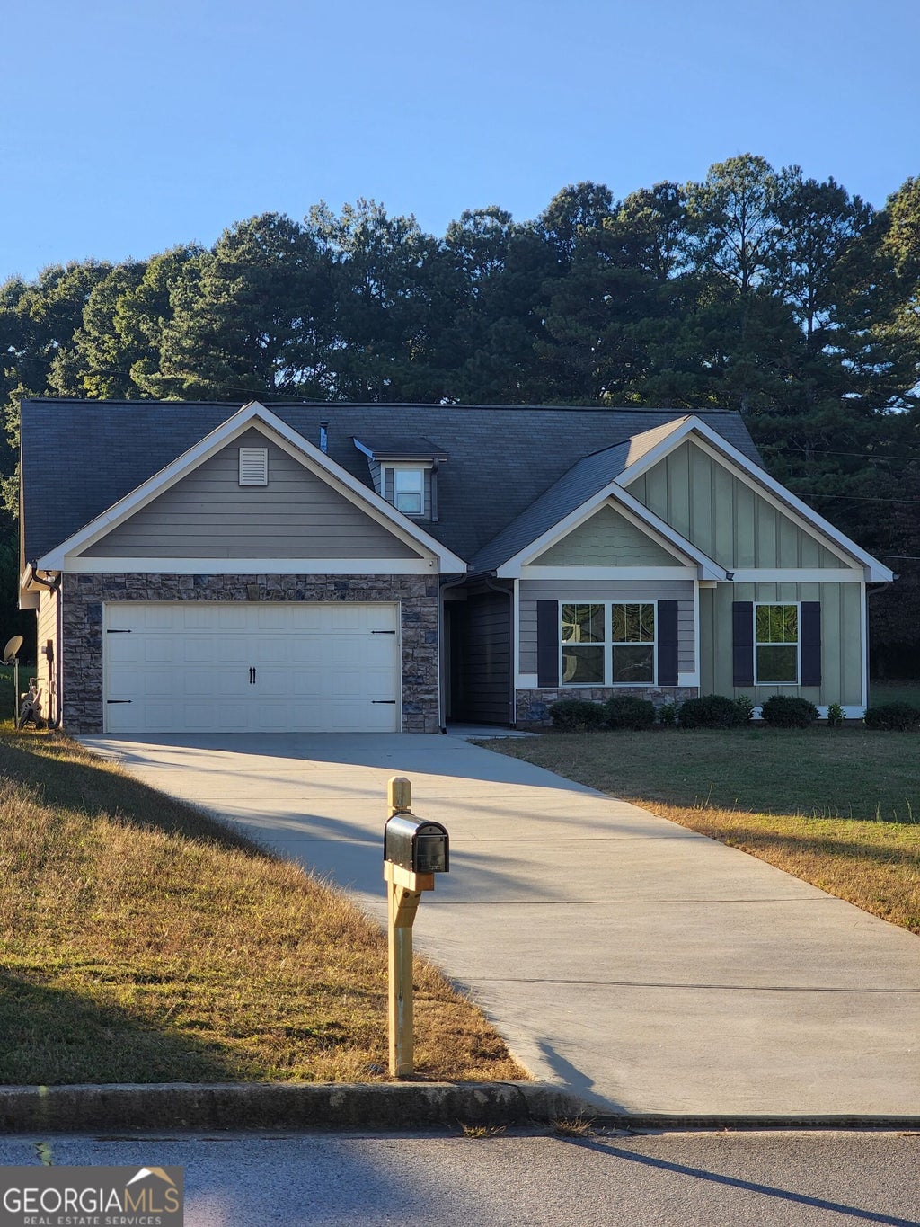 Photo of 30 Bridgemill Drive, Douglasville, GA 30134 (MLS # 10877332)