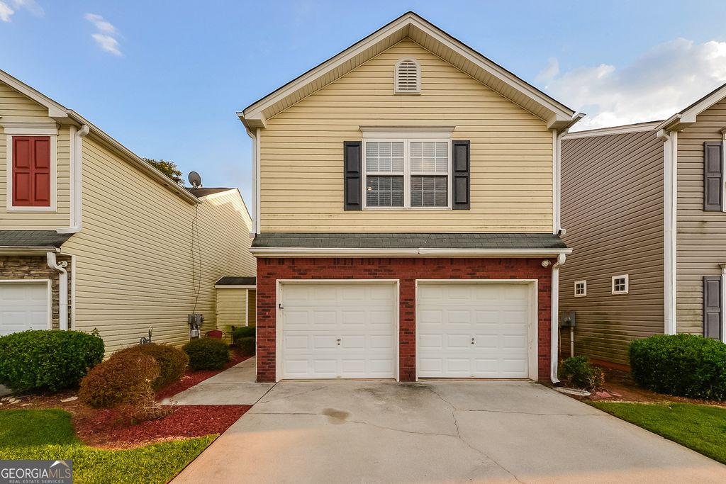 Photo of 815 Lakeside Circle, Covington, GA 30016 (MLS # 10676333)