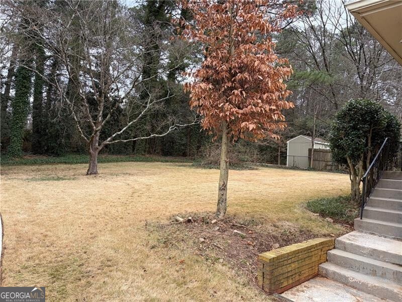 1455 N Amanda CIR NE