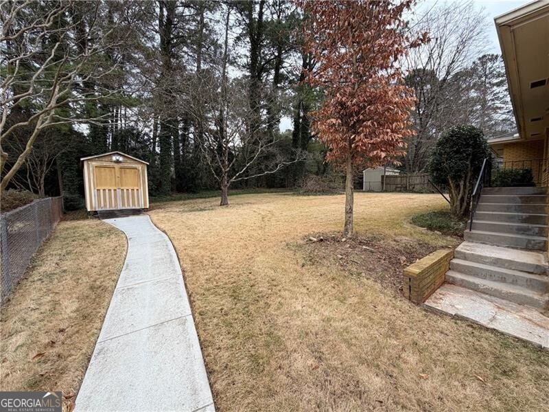 1455 N Amanda CIR NE