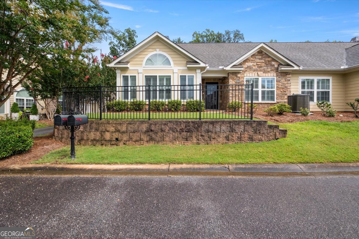 View Macon, GA 31210 townhome