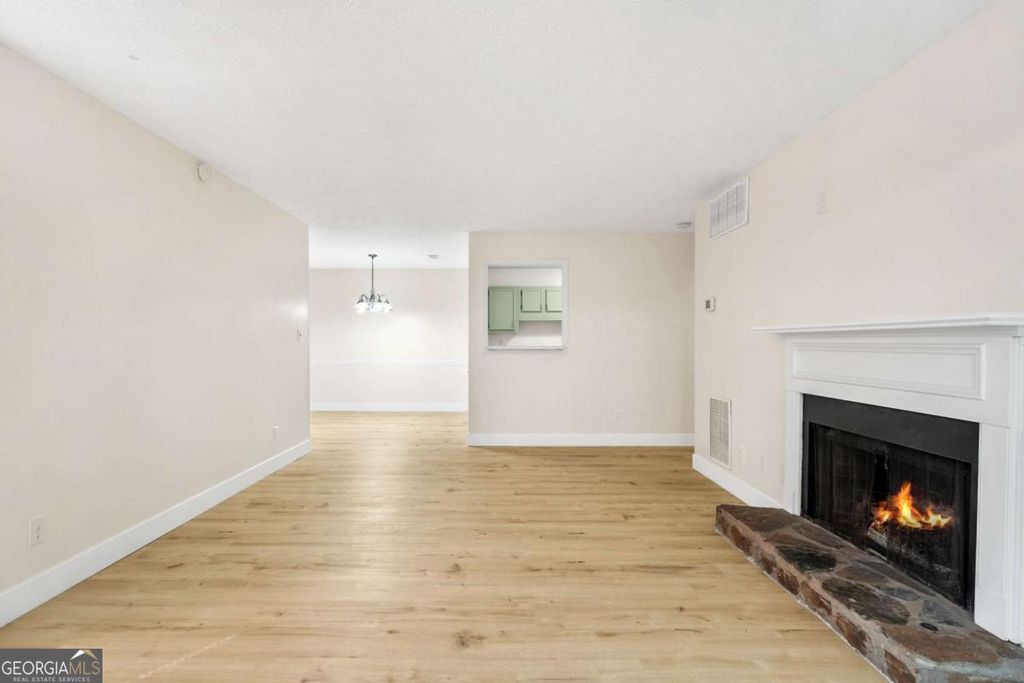 Photo of 906 Country Park Drive SE, Smyrna, GA 30080 (MLS # 10657627)