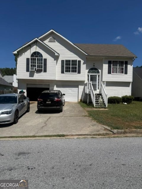Photo of 1582 Isleworth Circle, Atlanta, GA 30349 (MLS # 10847116)