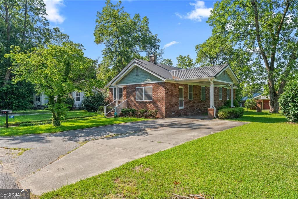 Photo of 108 Springdale, Dr, Washington, GA 30673 (MLS # 10799010)