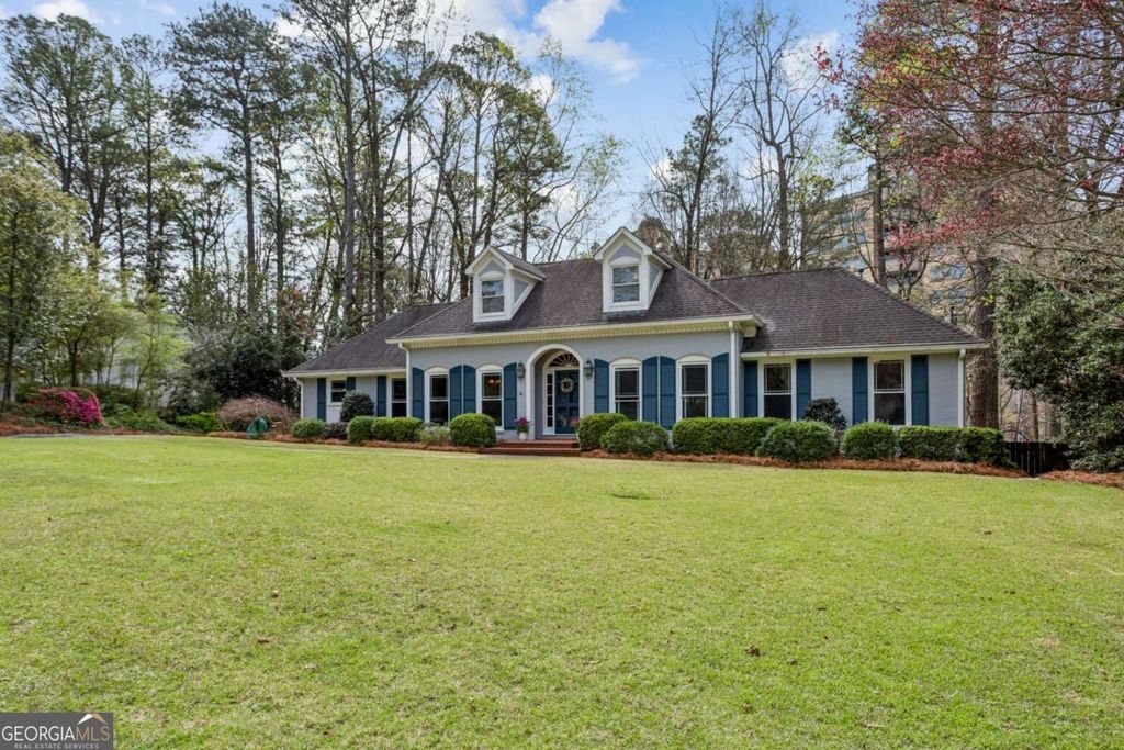 Photo of 3384 Pine Meadow Road NW, Atlanta, GA 30327 (MLS # 10714211)