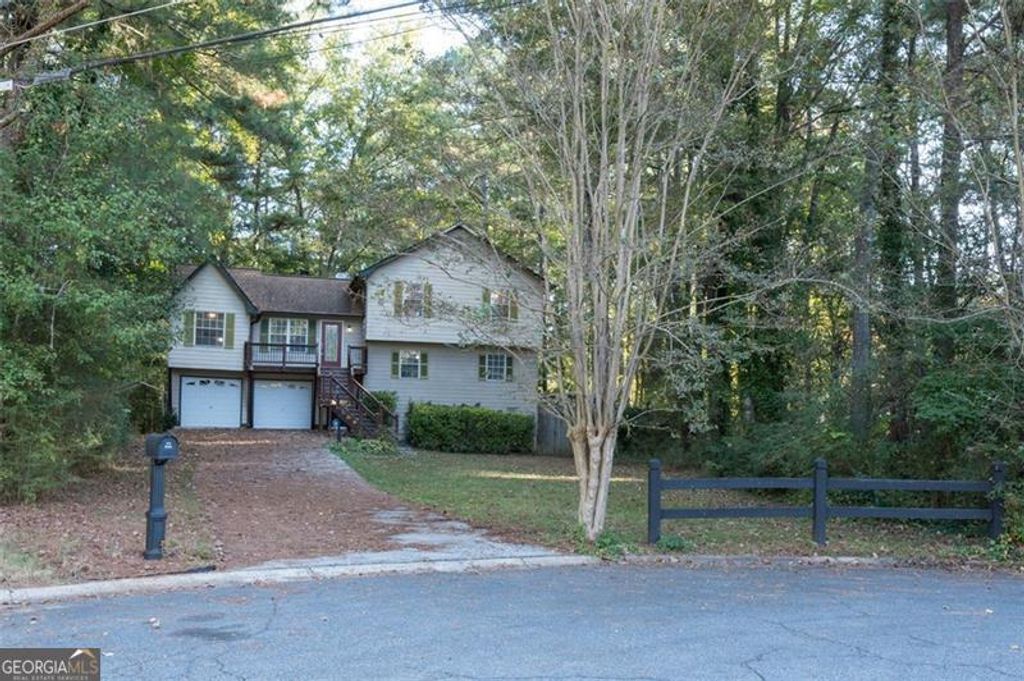 Photo of 3086 CYNTHIA Court, Marietta, GA 30062 (MLS # 10632860)