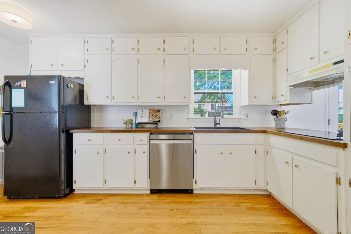 Addison Heights - Residential