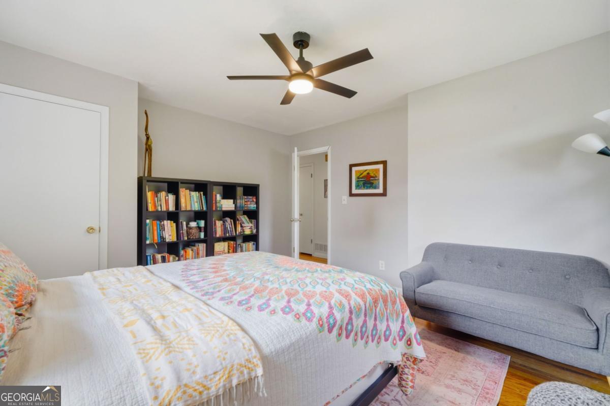 Addison Heights - Residential