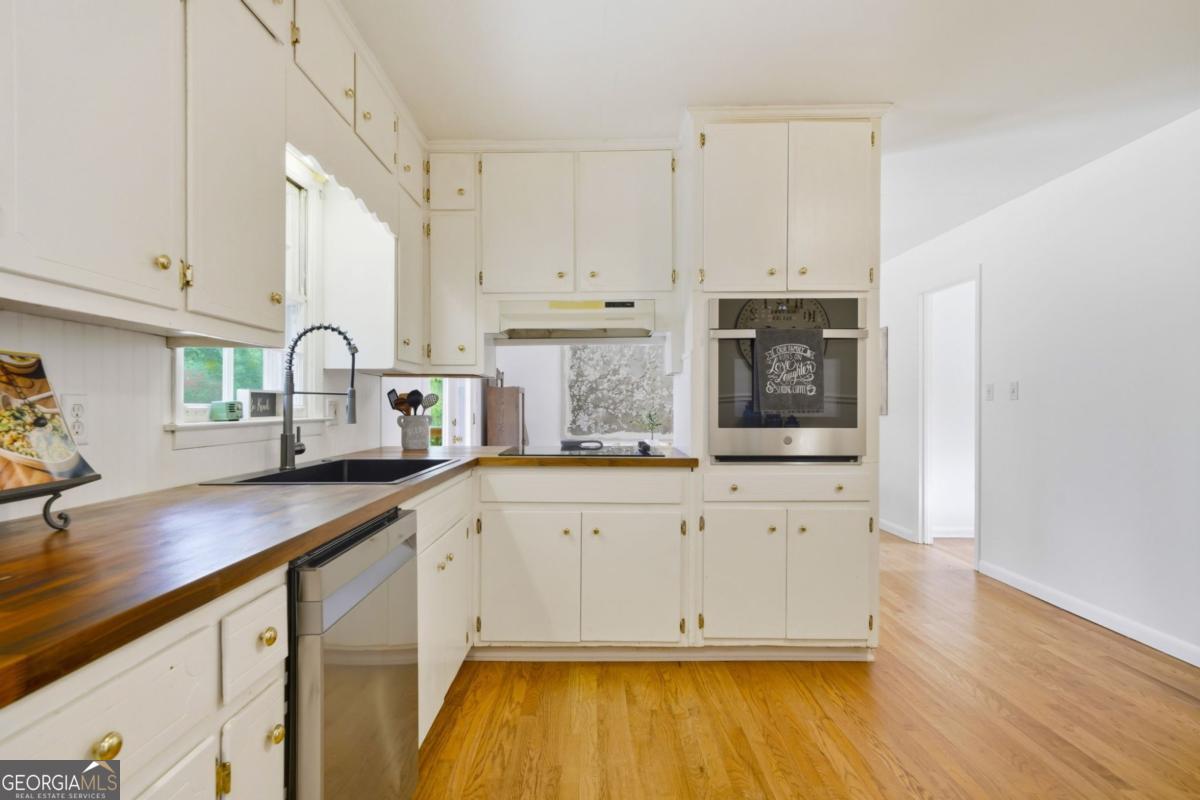 Addison Heights - Residential
