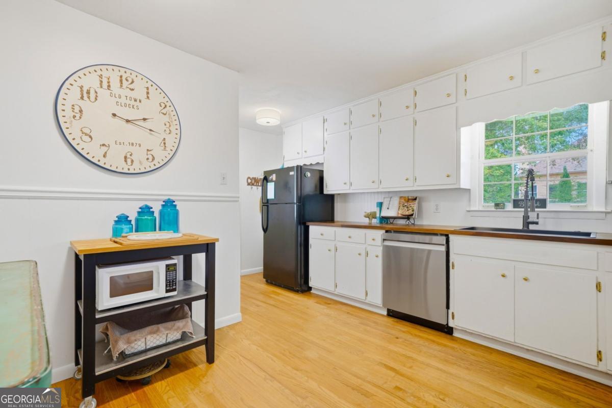 Addison Heights - Residential