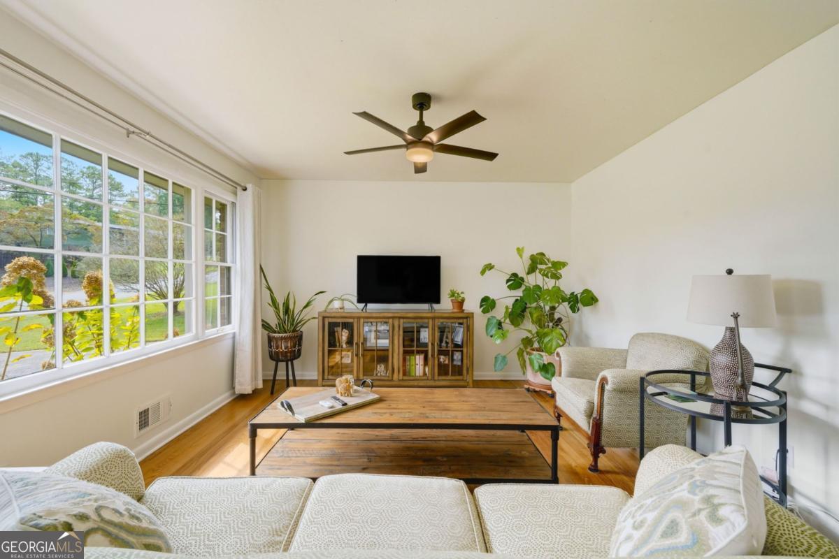 Addison Heights - Residential