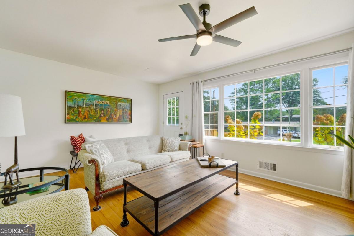 Addison Heights - Residential