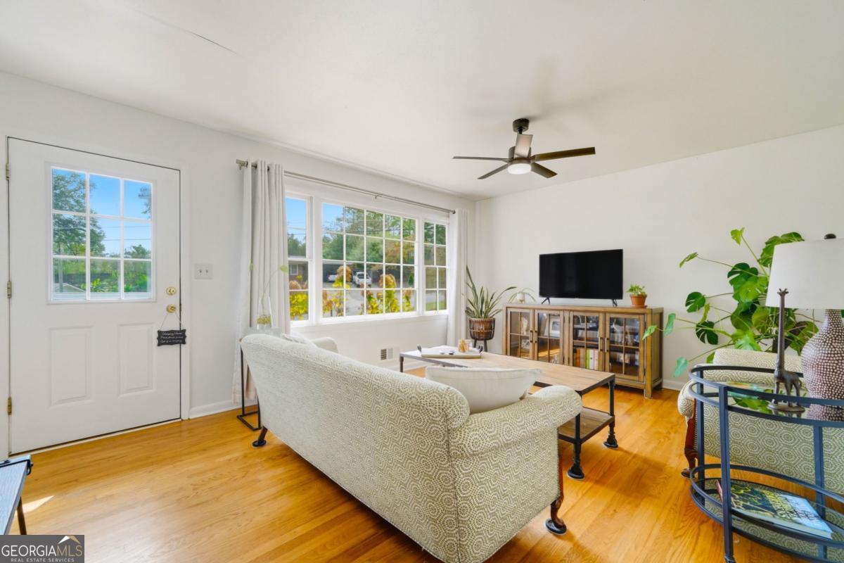 Addison Heights - Residential