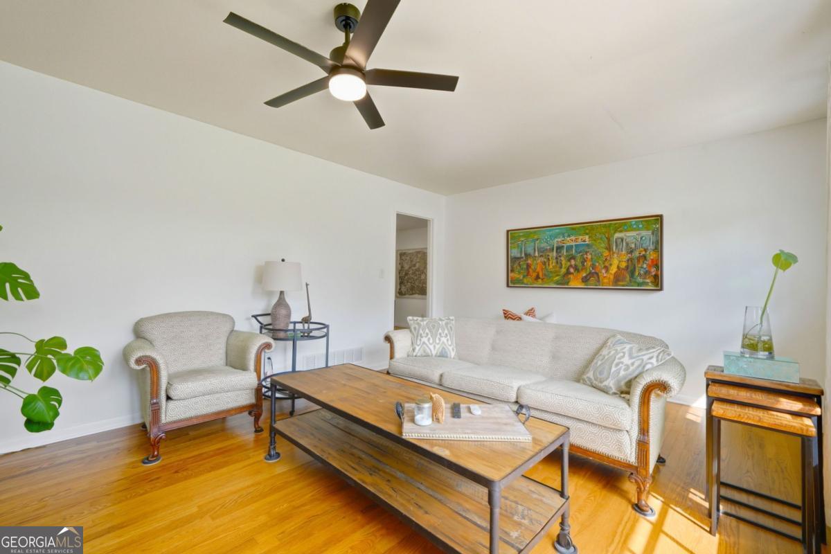 Addison Heights - Residential