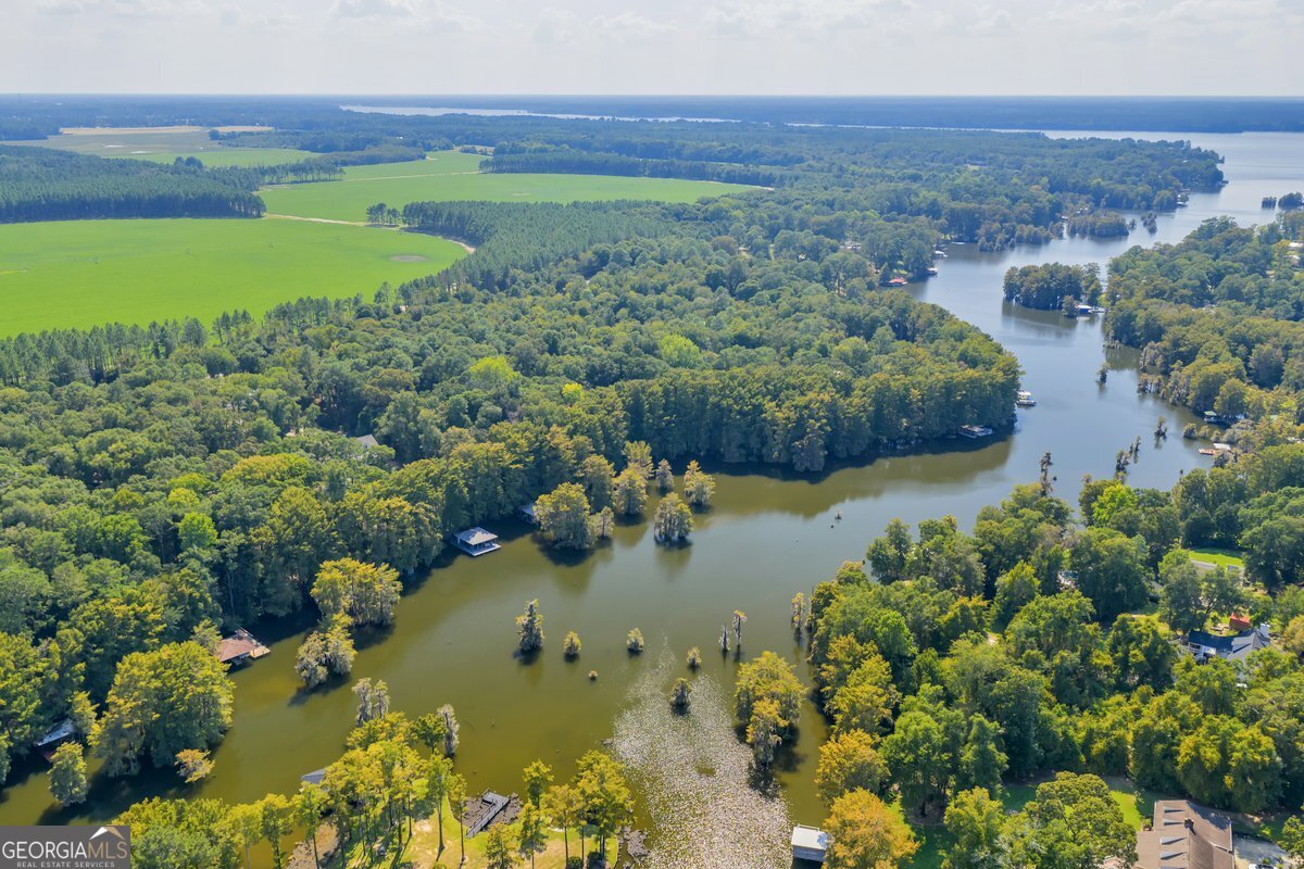 126 S Cedar Creek RD