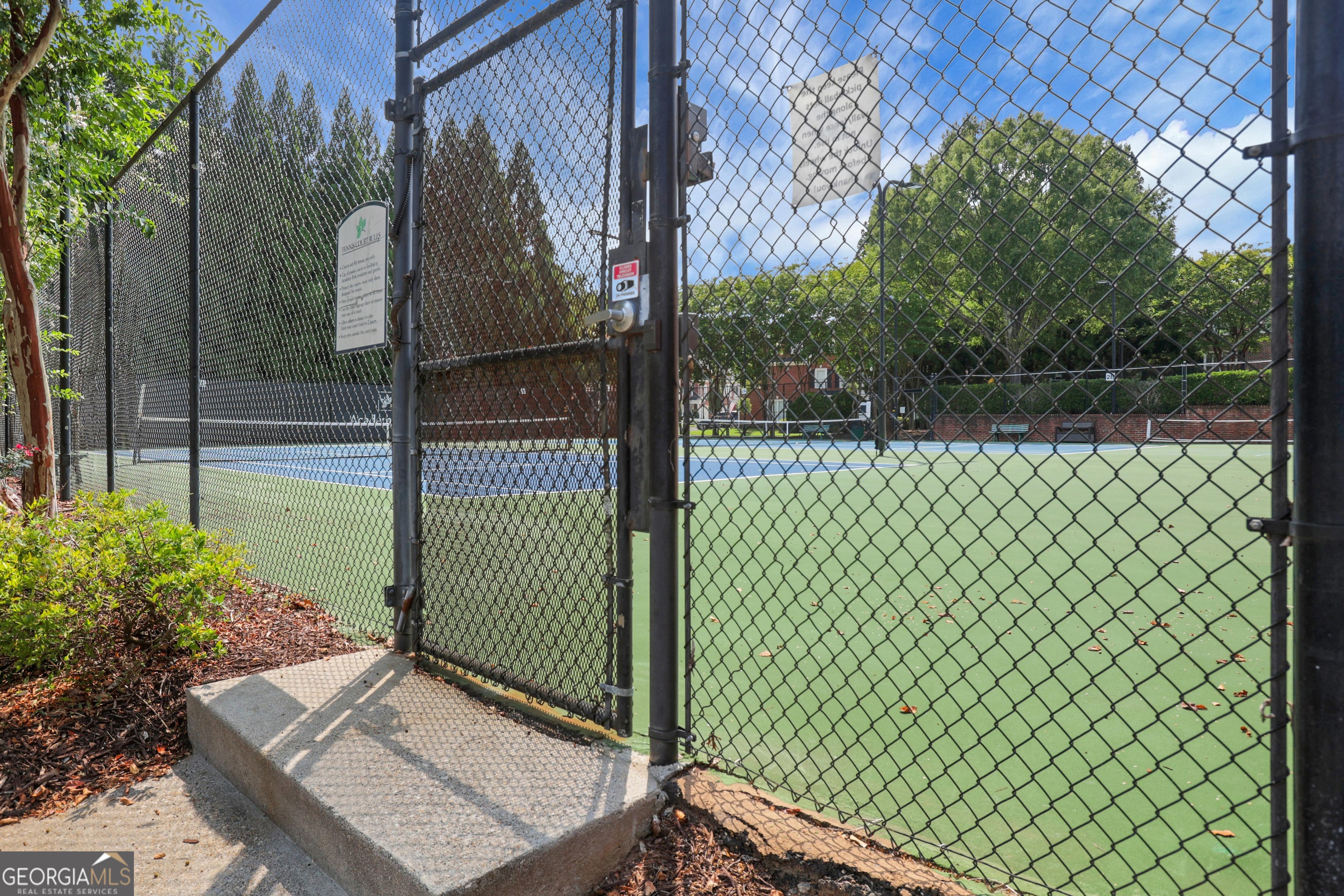 Academy Park - Residential