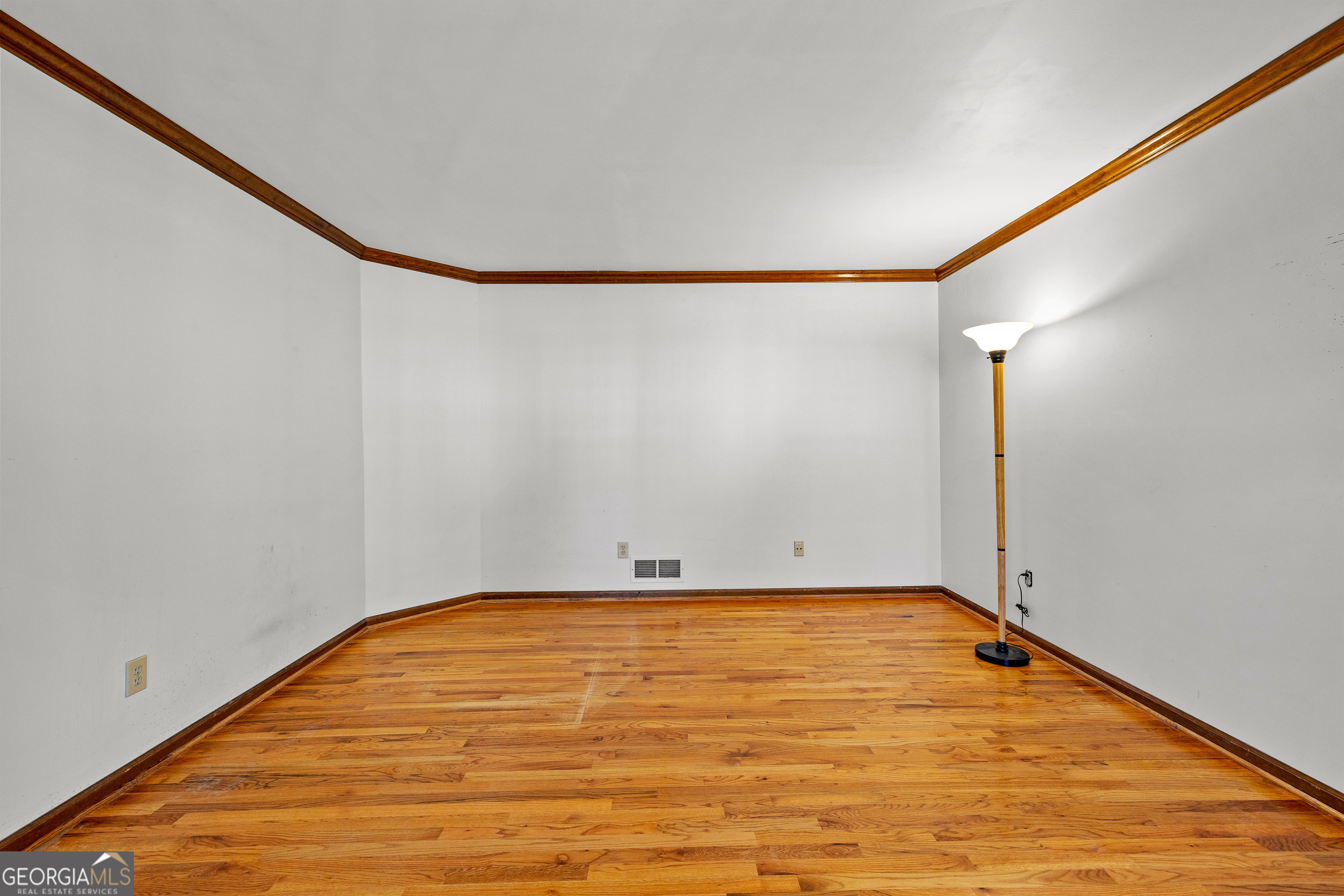 Peachtree City, Georgia 30269, United States, 4 Bedrooms Bedrooms, ,3 BathroomsBathrooms,Residential,Active,257634