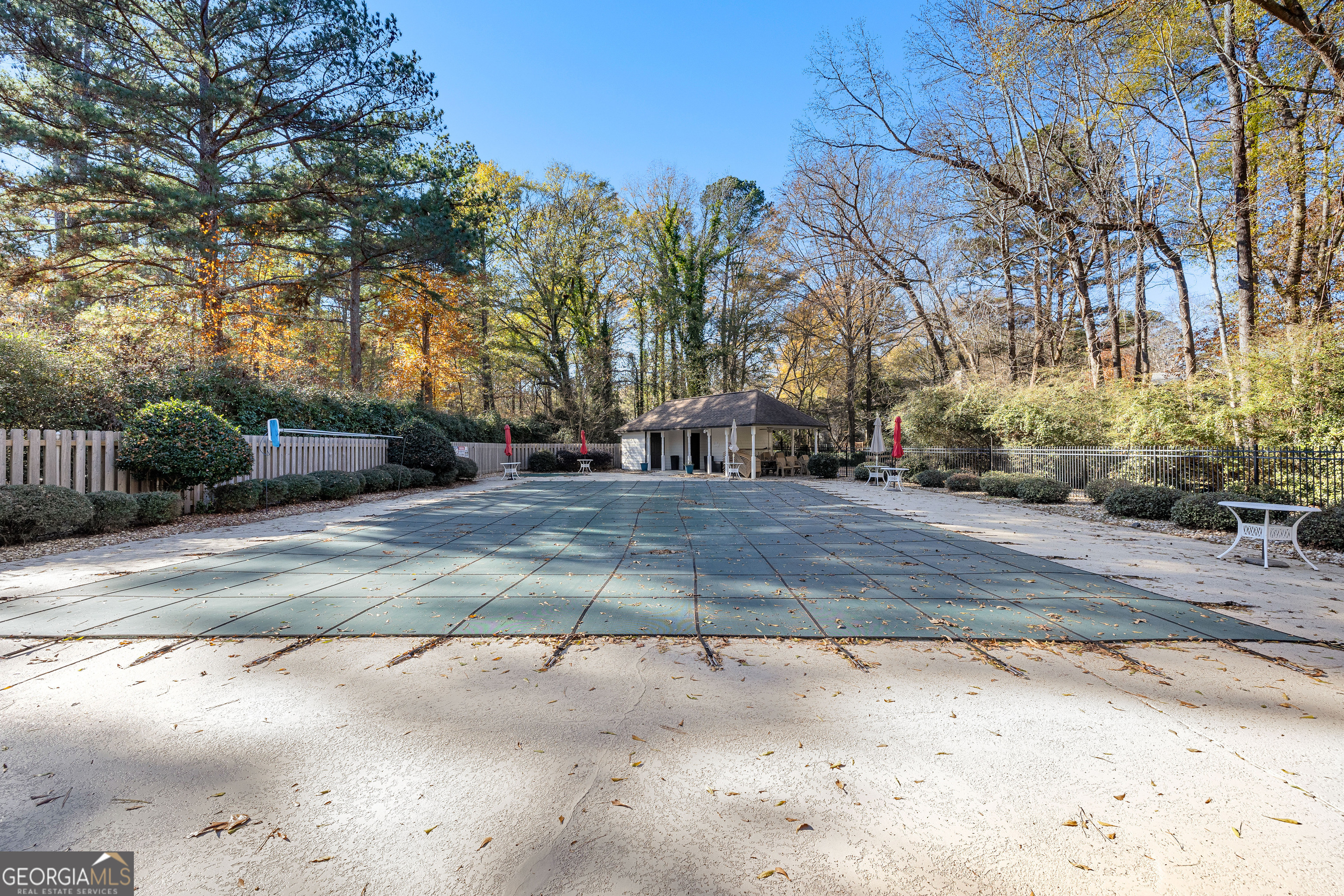 Peachtree City, Georgia 30269, United States, 4 Bedrooms Bedrooms, ,3 BathroomsBathrooms,Residential,Active,257634