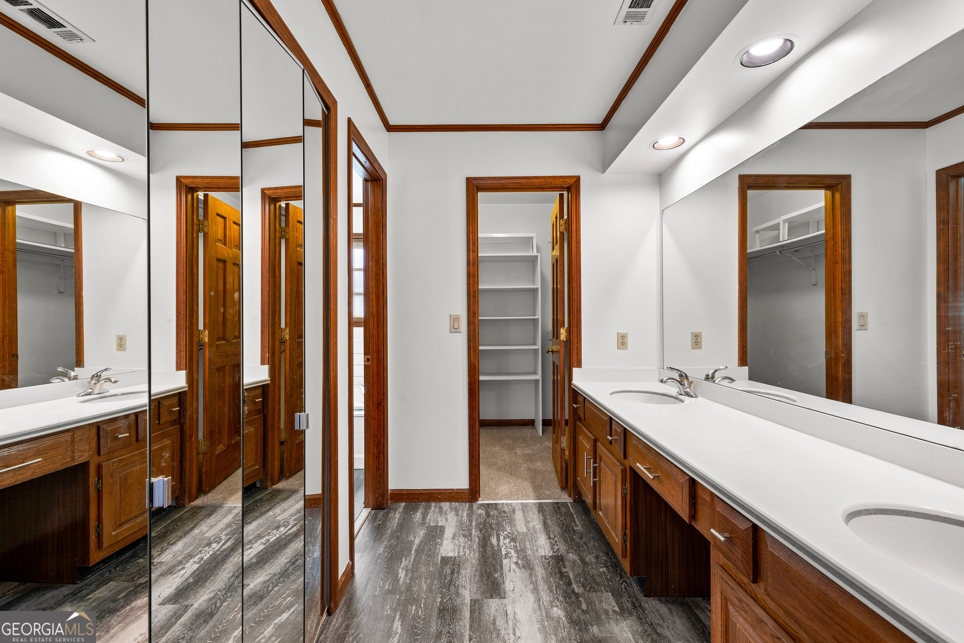 Peachtree City, Georgia 30269, United States, 4 Bedrooms Bedrooms, ,3 BathroomsBathrooms,Residential,Active,257634