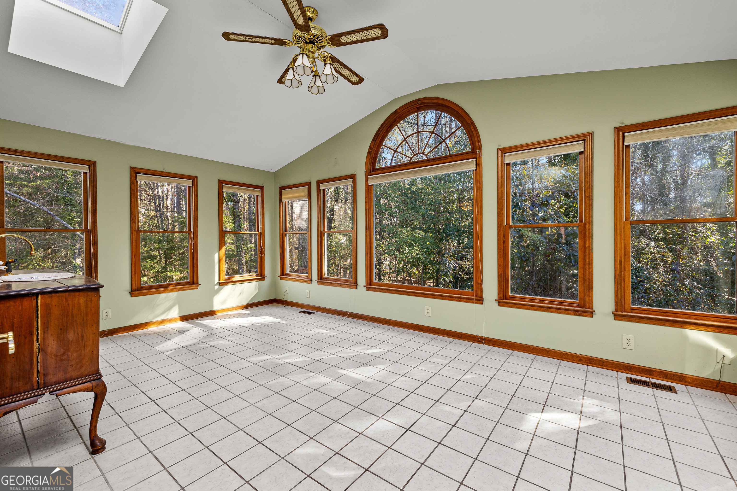 Peachtree City, Georgia 30269, United States, 4 Bedrooms Bedrooms, ,3 BathroomsBathrooms,Residential,Active,257634