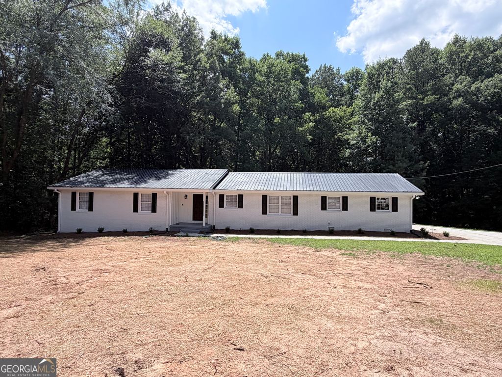Photo of 1912 Wildwood Court SW, Conyers, GA 30094 (MLS # 10810932)
