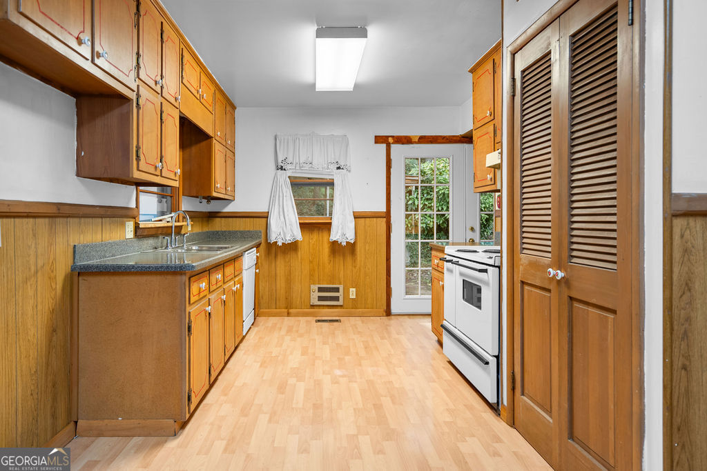 Stockbridge, Georgia 30281, United States, 3 Bedrooms Bedrooms, ,2 BathroomsBathrooms,Residential,Active,244922