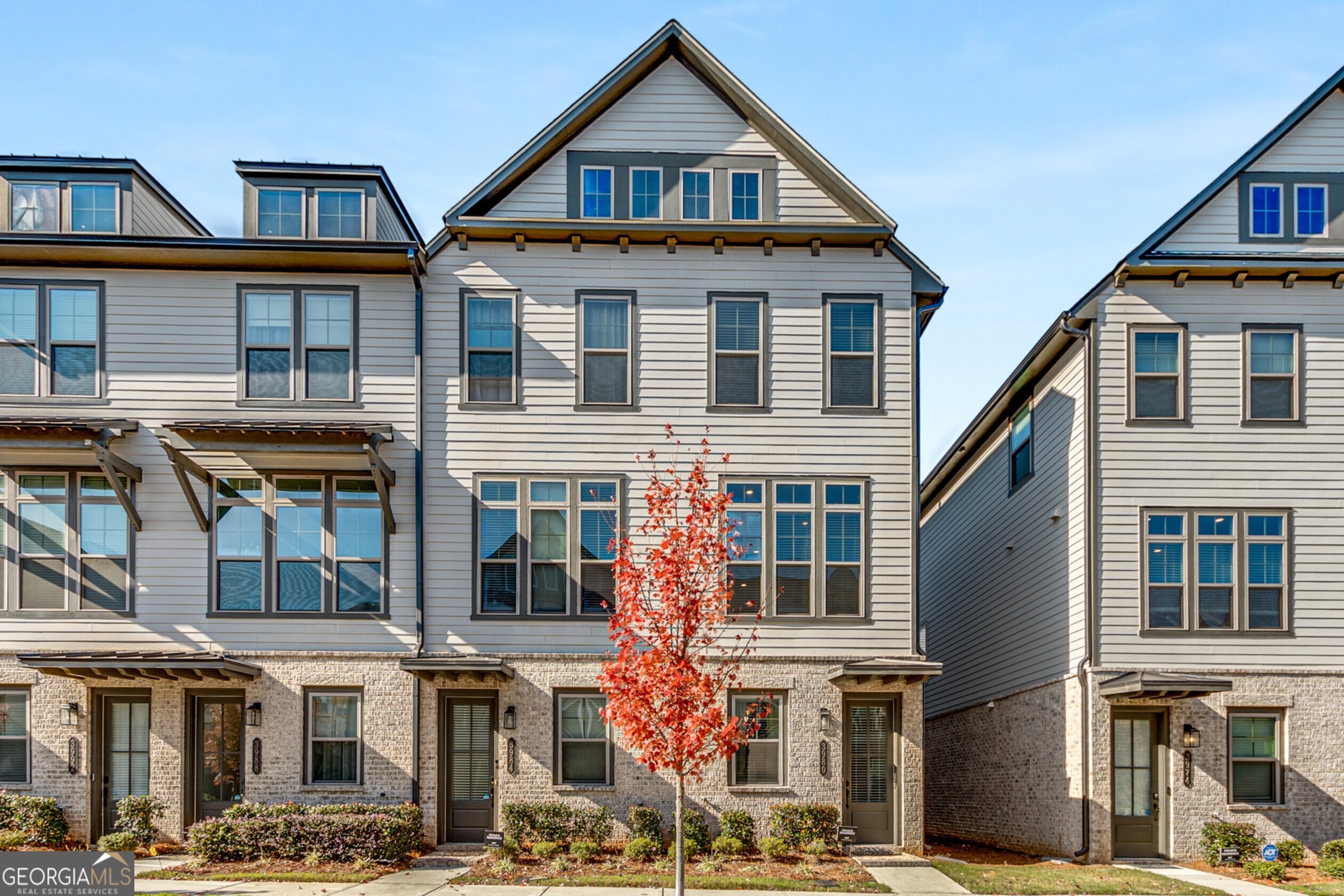 Atlanta, Georgia 30339, United States, 3 Bedrooms Bedrooms, ,4 BathroomsBathrooms,Residential,Active,28489