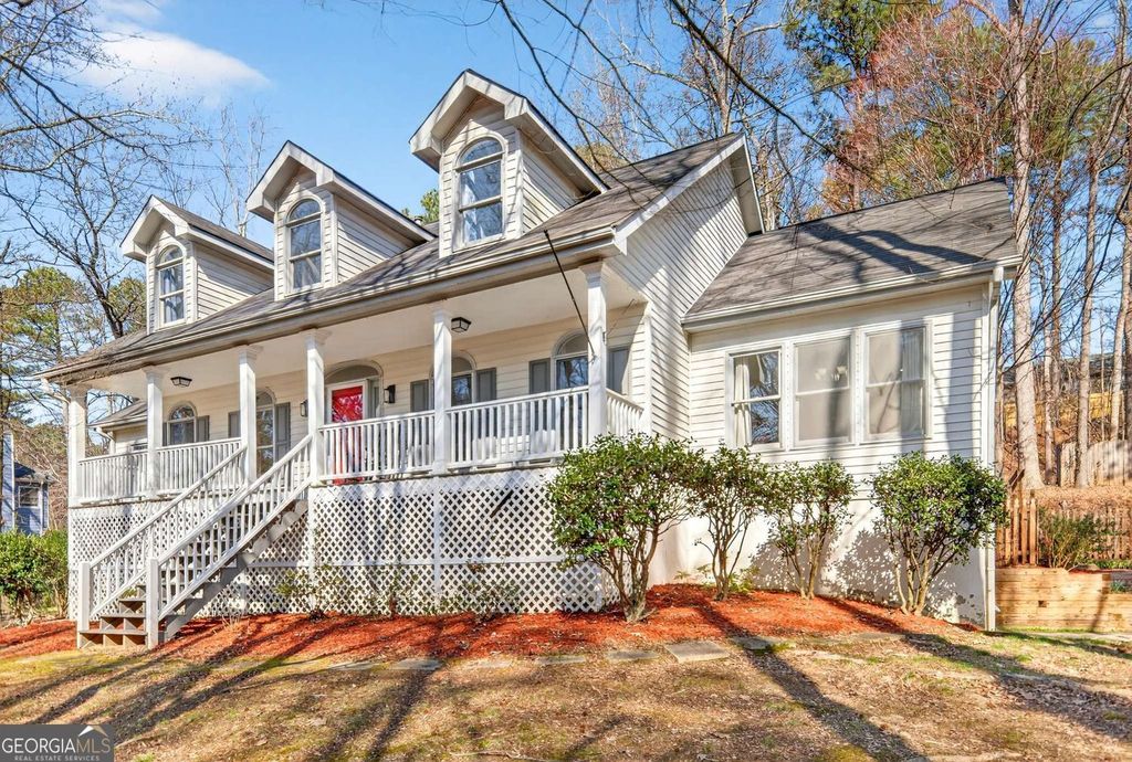 Photo of 1323 Velvet Creek Way SW, Marietta, GA 30008 (MLS # 10696922)