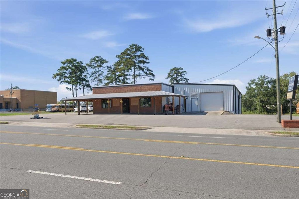 Photo of 1638 Plant Avenue, Waycross, GA 31501 (MLS # 10878025)