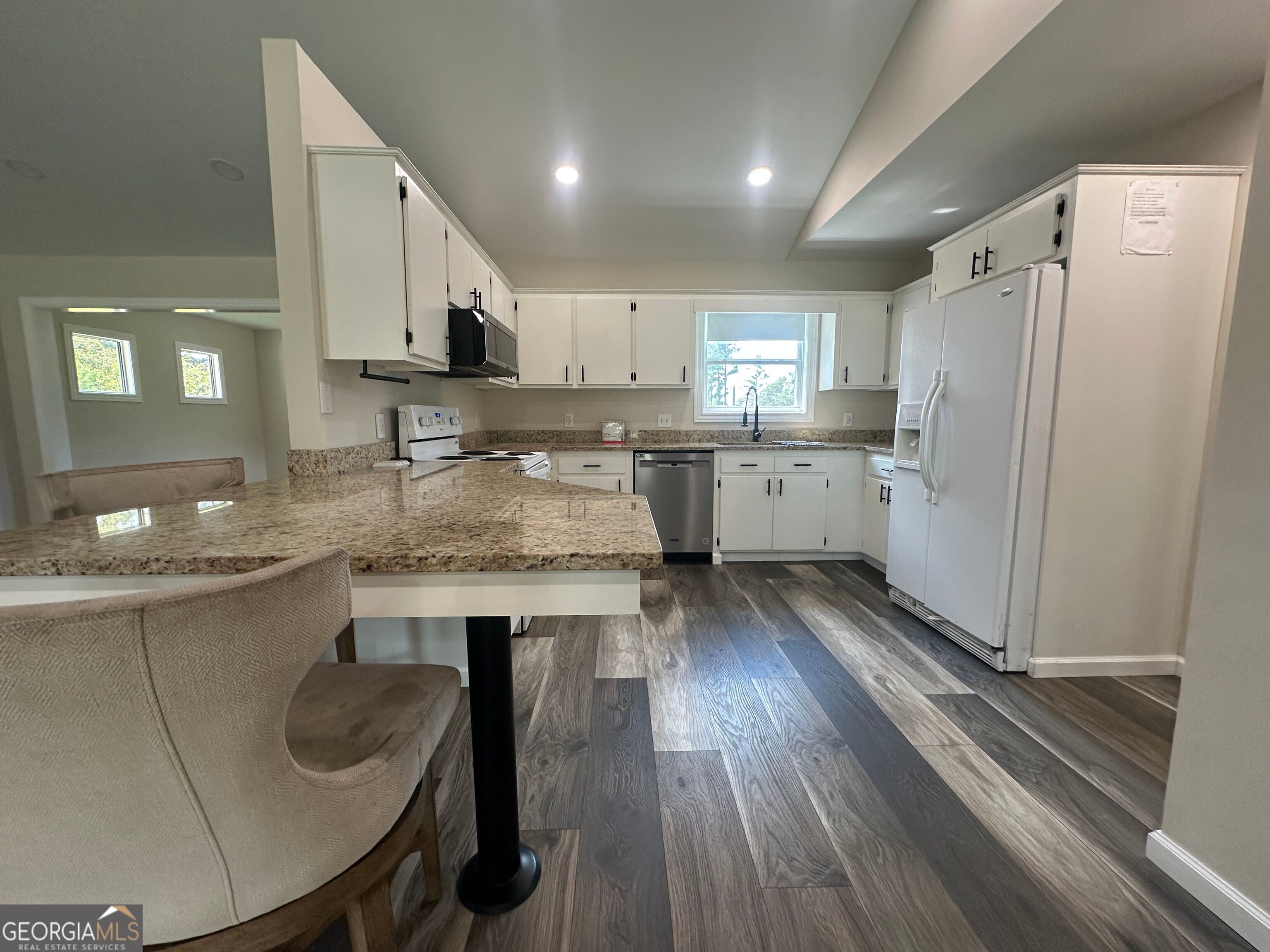 273 Sunbeam RD
