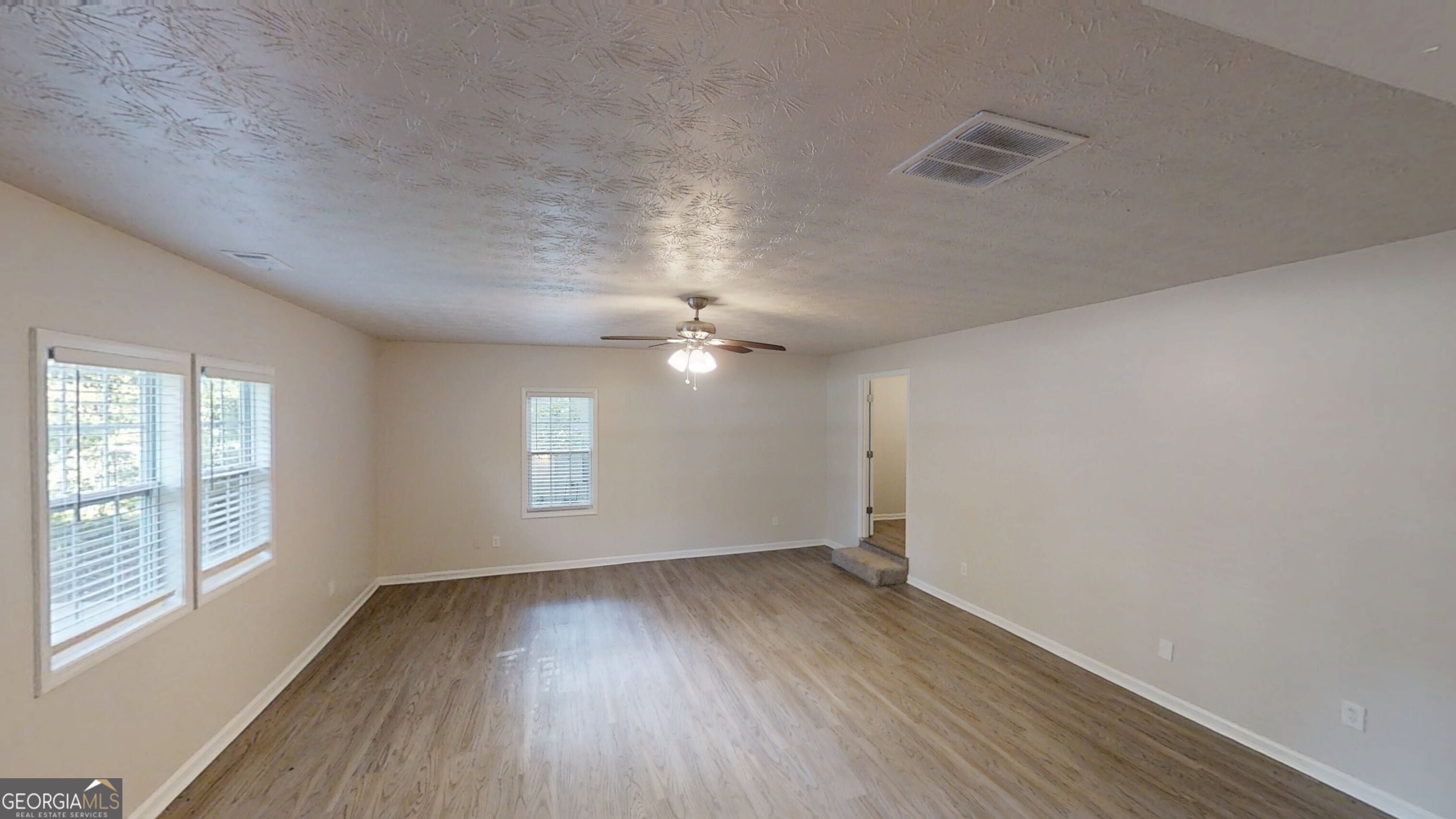 119 Valley RD
