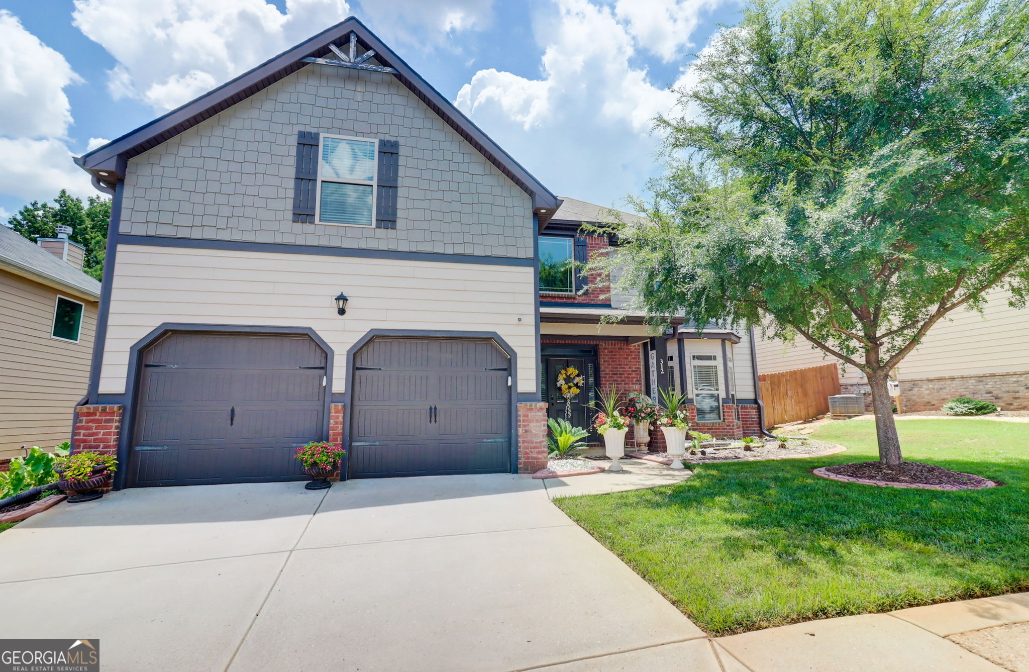 312 Sierra CT