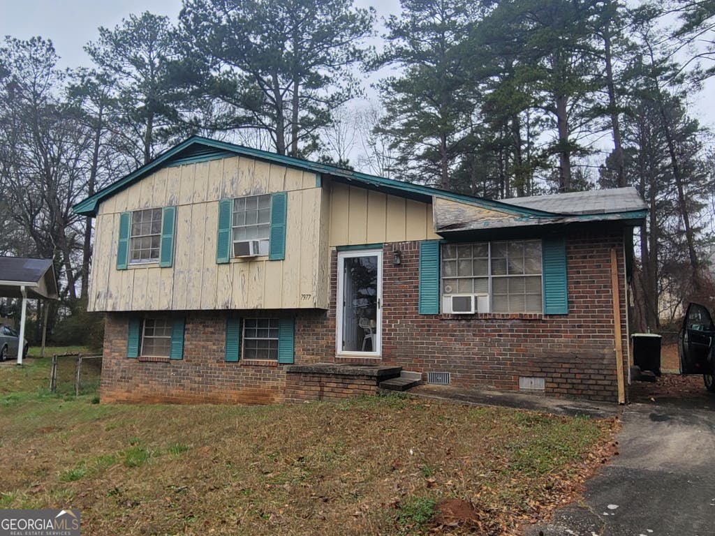 Photo of 7977 Flanders Court, Jonesboro, GA 30238 (MLS # 10796464)