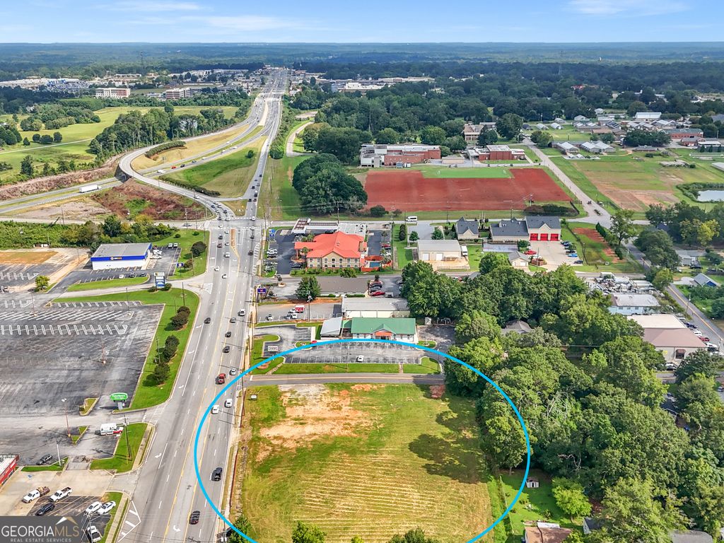 Photo of 632 N Expressway Expressway, Griffin, GA 30223 (MLS # 10771222)