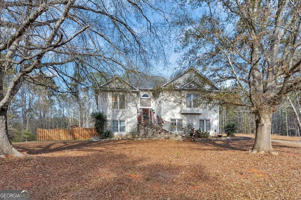 Photo of 6401 Fox Run, Winston, GA 30187 (MLS # 10657601)