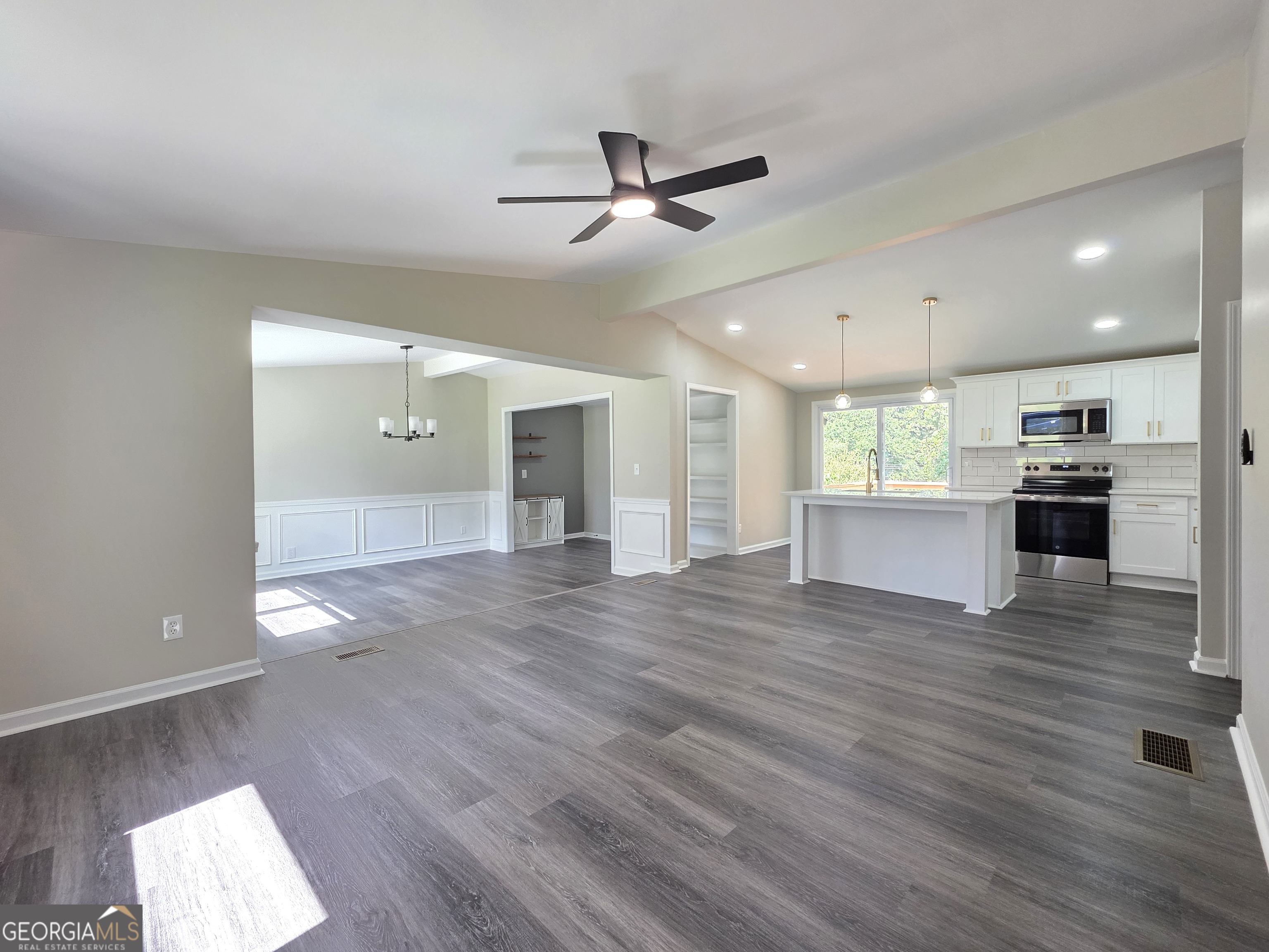 4298 Brookside DR