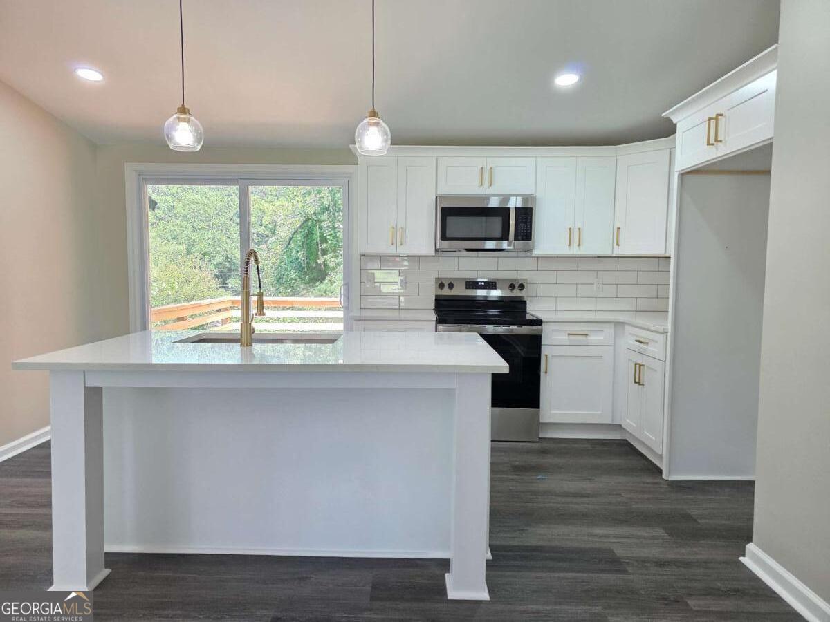 4298 Brookside DR