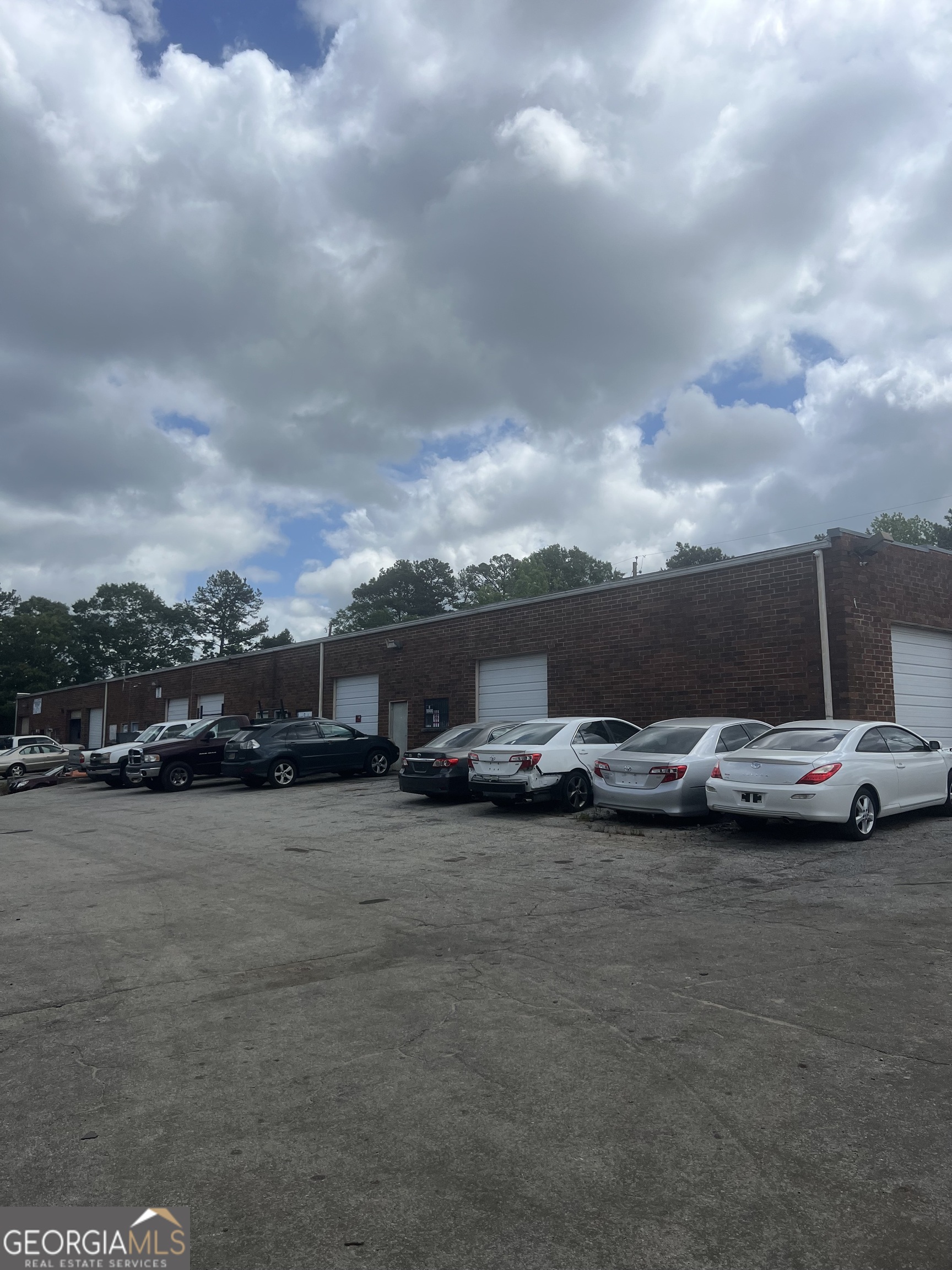 2182 Coffee RD