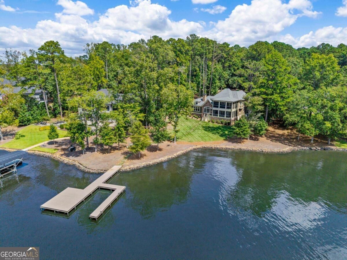 131 Carolyn DR